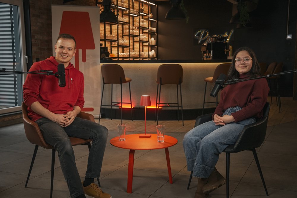Louis Steininger mit Bibifotima Zukhurova bei der Aufnahme
