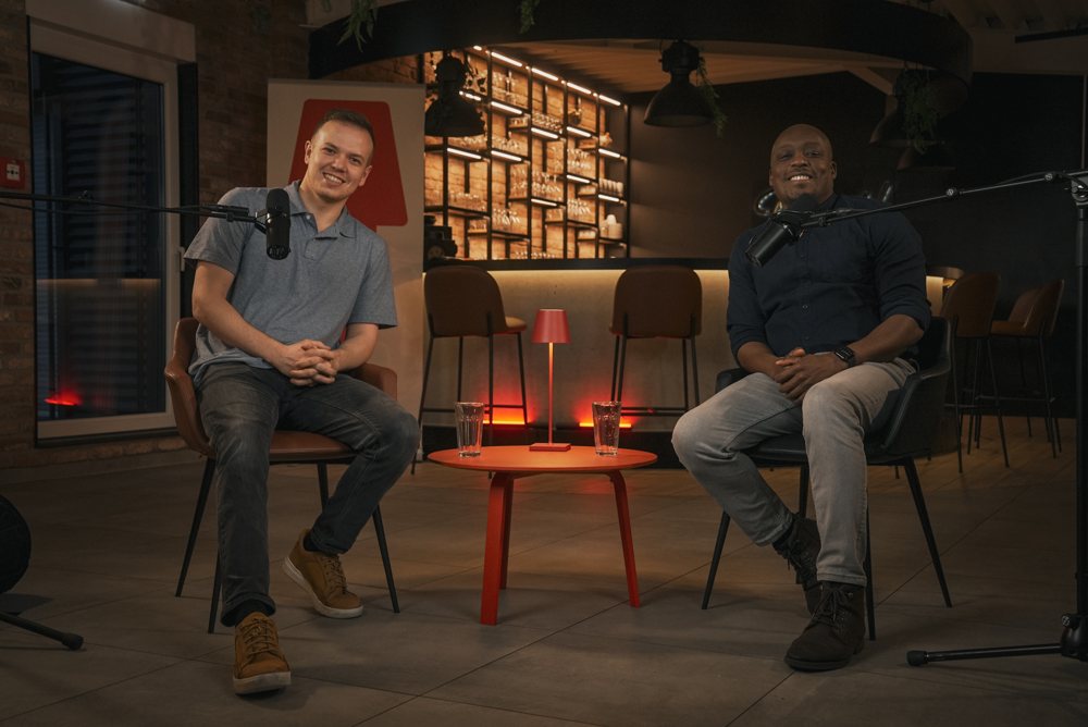 Louis Steininger mit Simon Debade bei der Aufnahme